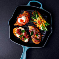 Чугунная сковорода-гриль с рифленым дном, 26 х 26 см, лазурь, LE CREUSET, Франция_00797450060568742454.jpg