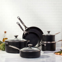 Кастрюля с антипригарным покрытием, 6 л, 24 см, алюминий, черный, LE CREUSET, Франция_00797880046333762445.jpg