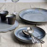Тарелка для пасты Grey, 22 см, каменная керамика, серый, серия Isamu, ROOMERS TABLEWARE, Нидерланды_00816780053409861005.jpg