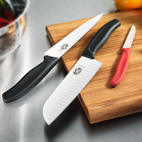 Нож кухонный универсальный Swiss Classic 15 см, VICTORINOX, Швейцария_00803010078580522693.jpg