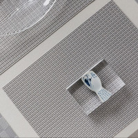 Салфетка подстановочная, винил, размер 36х48 см Silver, серия Trellis, CHILEWICH, США_00802740066752622917.jpg