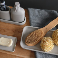 Подставка для принадлежностей Slim, 25.5 х 15 см, полирезин, светло-серый, серия Bath, BERGENSON BJORN, Великобритания_00819730057696298469.jpg