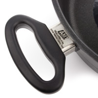 Алюминиевый сотейник с антипригарным покрытием, диаметр 24 см, высота 8 см, объем 3,0 л, для индукционных плит, c двумя фиксированными ручками, литой алюминий, толщина дна 10 мм, серия Frying Pans, AMT, Германия_00782490068918174655.jpg