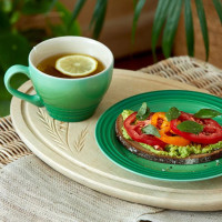 Тарелка десертная, 22 см, каменная керамика, зеленый, серия Bamboo Green, LE CREUSET, Франция_00823640062388637946.jpg