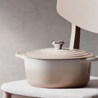 Кастрюля с крышкой, 3,3 л, 22 см, чугун, цвет: меренга, серия Meringue, LE CREUSET, Франция_00801960042000264755.jpg
