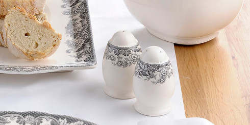 Солонки и перечницы