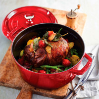 Кокот круглый, 8,35 л, 30 см, чугун, вишневый, серия La Cocotte, STAUB, Франция_00795640041497199195.jpg
