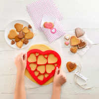 Форма для выпечки печенья «Сердечки», 25 х 24 см, ABS пластик, красный, LEKUE, Испания_00820270056193078515.jpg