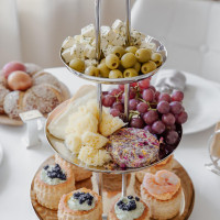 Этажерка трехъярусная Apus, 40 см, нержавеющая сталь, посеребрение, EDZARD, Германия_00818940080632983783.jpg