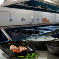 Сковорода гриль, квадратная, 28х28 см, литой алюминий с антипригарным покрытием, серия Samoa, ARCOS, Испания_00805230050694932456.jpg