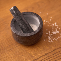 Ступка с пестиком, 13 см, черный мрамор, серия Marm, LIBERTY JONES, Китай_00821110063538971298.jpg