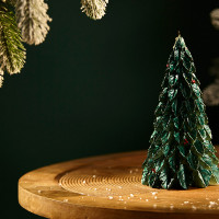 Свеча  декоративная Festive flame, 19.5 см, парафин, зеленый, серия New Year Essential, TKANO, Россия_00817770048352632326.jpg