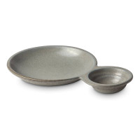 Тарелка закусочная с соусником Grey, 22.4 см, каменная керамика, серый, серия Isamu, ROOMERS TABLEWARE, Нидерланды