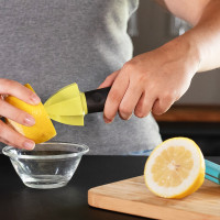 Сквизер для лимона, 17,4 см, серия Kitchen Tools, TREBONN, Италия_00816360054207849756.jpg