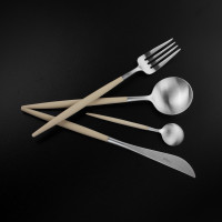 Набор столовых приборов на 6 персон, 24 предмета, белая ручка, серия GOA matte ivory, CUTIPOL, Португалия_00802520056335026047.jpg