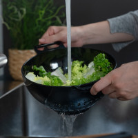 Дуршлаг, диаметр 22,7 см, черный, серия Bowls&Colanders, TREBONN, Италия_00816280047361563627.jpg