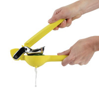 Соковыжималка для цитрусовых, пластик, желтый, серия Chef'n, KITCHEN CRAFT, Великобритания_00787440070232053770.jpg