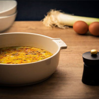 Форма круглая для запекания, 27 см, 2.1 л, керамика, кремовый, серия Ecru, PEUGEOT CERAMIC, Франция_00810710043887233558.jpg