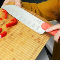 Нож кухонный Сантоку, 18 см, оранжевая ручка, серия Chopping boards and Knives, TREBONN, Италия_00816280049764179735.jpg