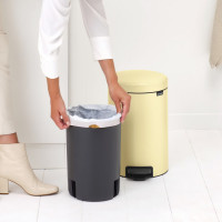 Контейнер для мусора с педалью, 12 л, нержавеющая сталь, желтый, серия newIcon, BRABANTIA, Бельгия_00817970036133615197.jpg