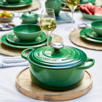 Кастрюля с крышкой, 24 см, чугун, зеленый, серия Bamboo Green, LE CREUSET, Франция_00807430037340521695.jpg