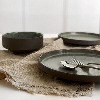 Блюдо круглое Brown, 30 см, каменная керамика, коричневый, серый, ROOMERS TABLEWARE, Нидерланды_00816730050988109533.jpg