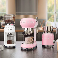 Вспениватель молока, 600 мл, нержавеющая сталь, пластик, розовый, SMEG, Италия_00814490039291444650.jpg