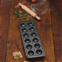 Форма для приготовления 12-ти равиоли и скалка, 33 х 11,5 см, сталь, дерево, серия World of Flavours, KITCHEN CRAFT, Великобритания_00810360047868071093.jpg