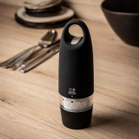 Мельница для соли электрическая 18 см. черная, серия Zest, PEUGEOT, Франция_00821430044682848708.jpg