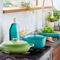 Кастрюля с крышкой , 4,2 л, 24 см, чугун, бирюзовый, серия CARIBBEAN, LE CREUSET, Франция_00803920045588437185.jpg