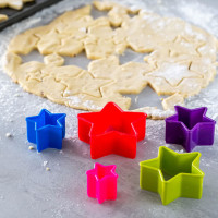 Набор из 5-ти формочек для печенья Stars, пластик, мультиколор, серия Colourworks, KITCHEN CRAFT, Великобритания_00818450049113798188.jpg