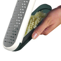 Терка средняя с ручкой, с контейнером, 27,5 см, темно-зеленая, серия Kitchen Tools, TREBONN, Италия_00816360038879439542.jpg