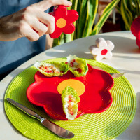 Тарелка обеденная, 24 см, керамика, красный, серия Daisy, DOIY, Испания_00821110062565372133.jpg