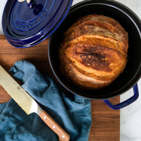 Кокот круглый, 3,8 л, 24 см, чугун, темно-синий, серия La Cocotte, STAUB, Франция_00795640052581087373.jpg