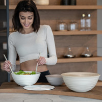 Миска с крышкой, 18 см, биопластик, молочный, серия Tierra, GUZZINI, Италия_00819850047840249058.jpg