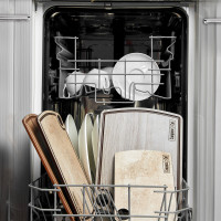 Доска разделочная c желобом, 42х31см, дуб мореный, композитный материал, серия ProFashion, ComposeEat, Россия_00816220043656876177.jpg