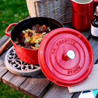 Кокот круглый, 6,7 л, 28 см, чугун, вишневый, серия La Cocotte, STAUB, Франция_00795640041330711749.jpg