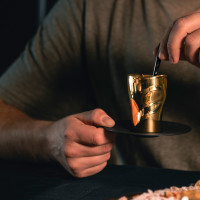 Чашка с блюдцем для эспрессо, 100 мл, цвет-золотой/черный, серия Unik, EISCH, Германия_00814470034293024871.jpg