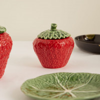Банка с крышкой «Земляника», 10 см, керамика, красный, серия Земляника, Bordallo Pinheiro, Португалия_00804080066744577550.jpg
