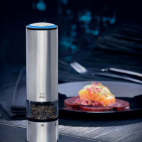 Мельница для перца электрическая 20 см, матовая сталь/акрил, серия Elis, PEUGEOT, Франция_00776260058307831131.jpg