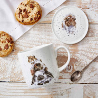 Кружка с подставкой «Свинка посередке», 310 мл, костяной фарфор, белый, декор, серия Wrendale Designs, ROYAL WORCESTER, Великобритания_00810000049221618119.jpg