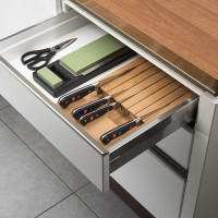 Нож кухонный для нарезки 20 см, серия Classic, WUESTHOF, Золинген, Германия_00791600042619046494.jpg