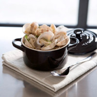 Кокот , 0,25 л, 10 см, керамика, черный, серия Black Onyx, LE CREUSET, Франция_00803820063308623428.jpg