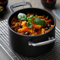 Кастрюля с крышкой, 20 см, алюминий, стекло, черный, серия No Colour, LE CREUSET, Франция_00802980037752355896.jpg