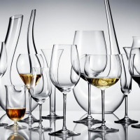 Бокал для шампанского CHAMPAGNE WINE GLASS PINK, ручная работа, объем: 445 мл, высота: 25 см, материал: хрусталь, серия Fatto A Mano, RIEDEL, Австрия_00799700048456602994.jpg