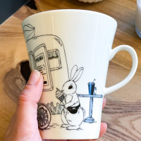 Кружка с кроликом, 400 мл, фарфор, декор, серия Путешествия, CLAYSTREET, Россия_00806760048274791429.jpg