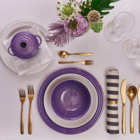 Тарелка, диаметр: 22 см, материал: керамика, цвет: фиолетовый, LE CREUSET, Франция_00798660049188723276.jpg