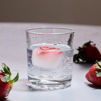 Форма с крышкой Ice cubes, на 15 кубиков 3.3 х 3.3 см, силикон, синий, серия Freeze, SMART SOLUTIONS, Китай_00822870061385513039.jpg