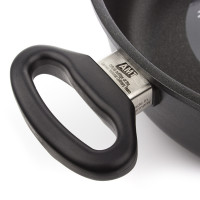 Алюминиевый сотейник с антипригарным покрытием, диаметр 28 см, высота 8 см, объем 4,3 л, для индукционных плит, c двумя фиксированными ручками, литой алюминий, толщина дна 10 мм, серия Frying Pans, AMT, Германия_00782490070078205827.jpg