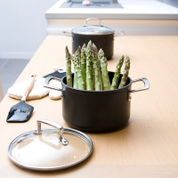 Кастрюля с крышкой, 18 см, алюминий, стекло, черный, серия No Colour, LE CREUSET, Франция_00802980037558242164.jpg